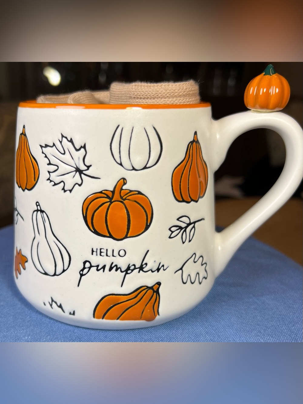 Stanley New White and Orange Pumpkin Accent Ceramic Mug socks included